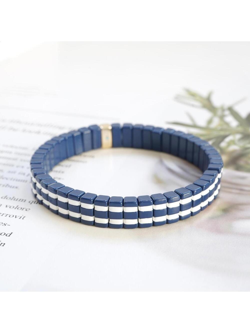 Roxanne Assoulin In Alignment Bracelet - Picture 3 of 5